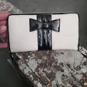Betsey Johnson Zip Around Wallet Bow Tied Bone